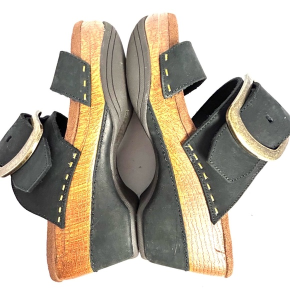 White Mountain Footbeds Slip On Platform Wedge Heel Sandals Black Leather Size 8 - Picture 9 of 12